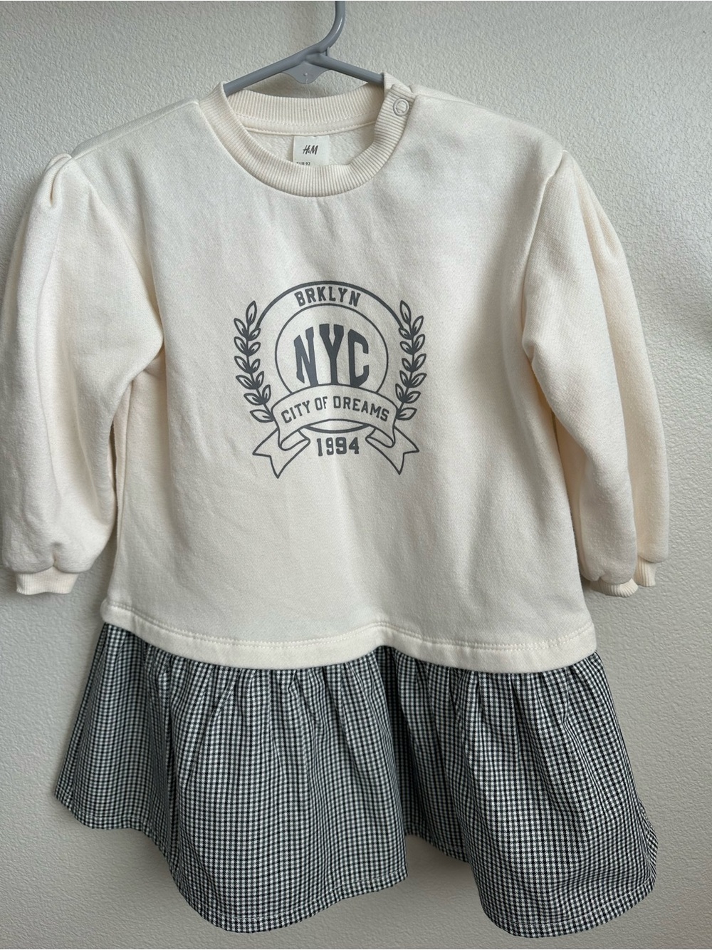 H&M Girls Cream NYC Graphic Sweatshirt Dress Plaid Skirt Size 2T